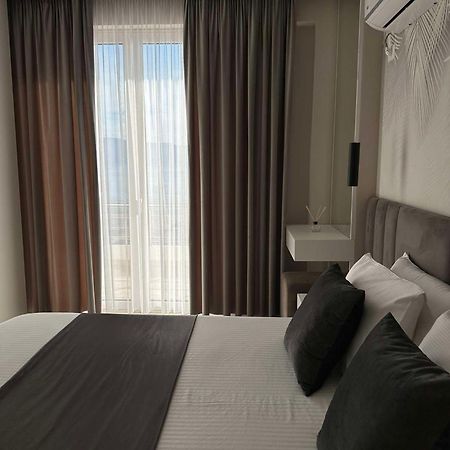 Sea View Apartment Luxury Vlorë Exterior foto