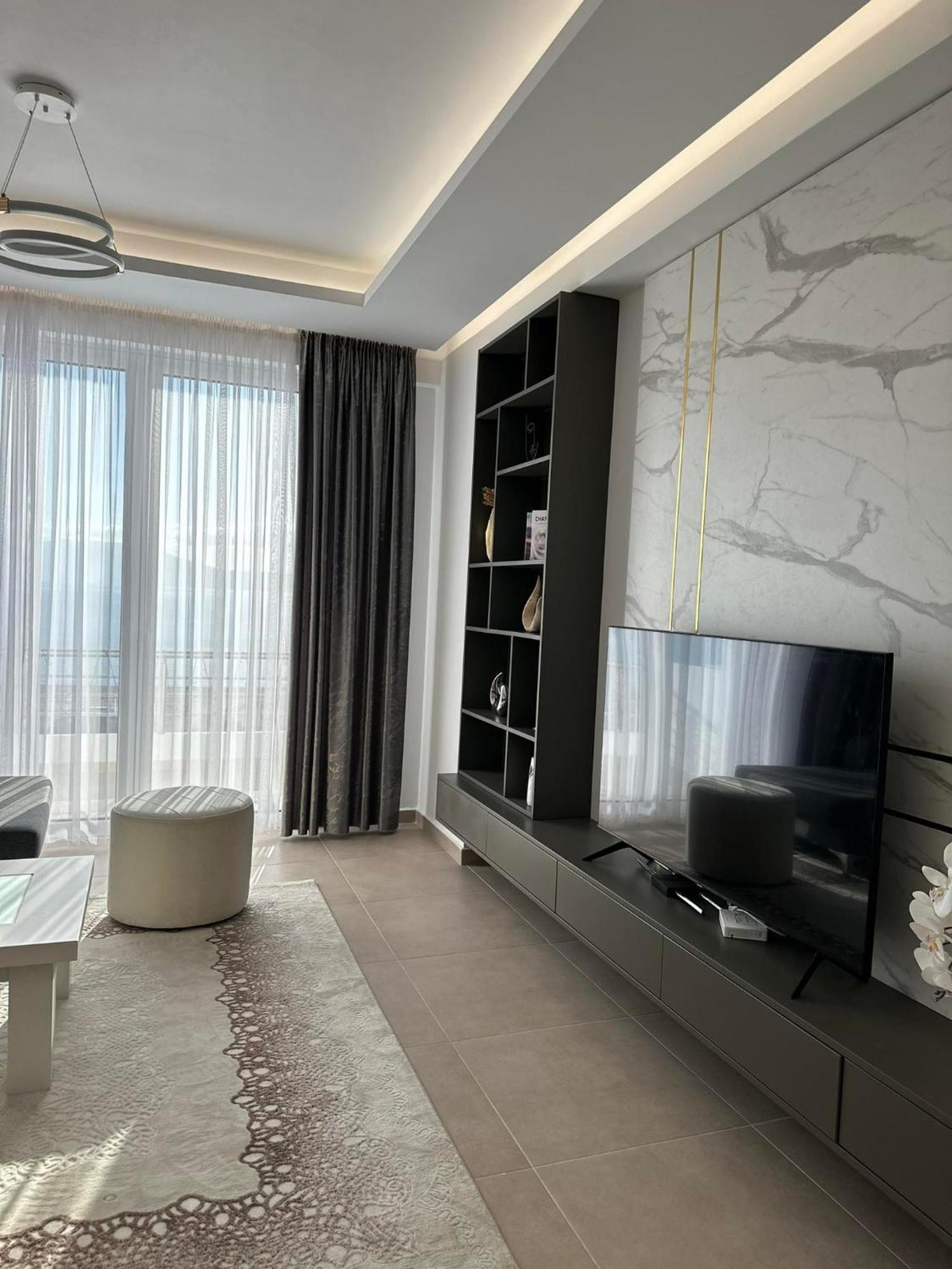 Sea View Apartment Luxury Vlorë Exterior foto